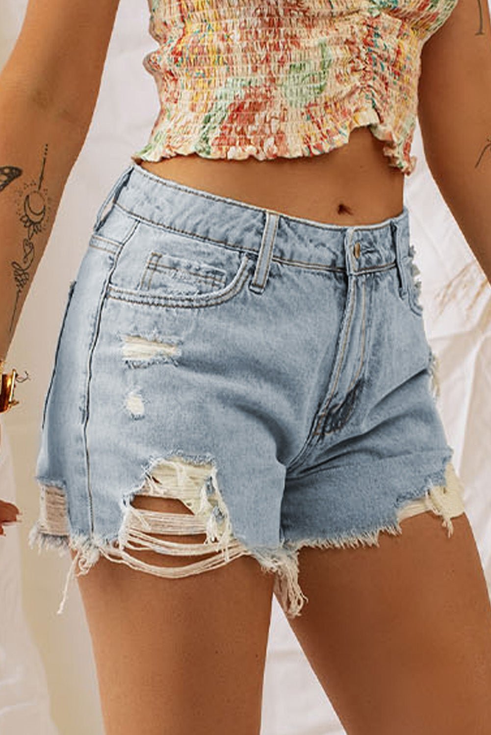 Light Blue Distressed Washed Raw Hem Denim Shorts - Hero 'n Siren